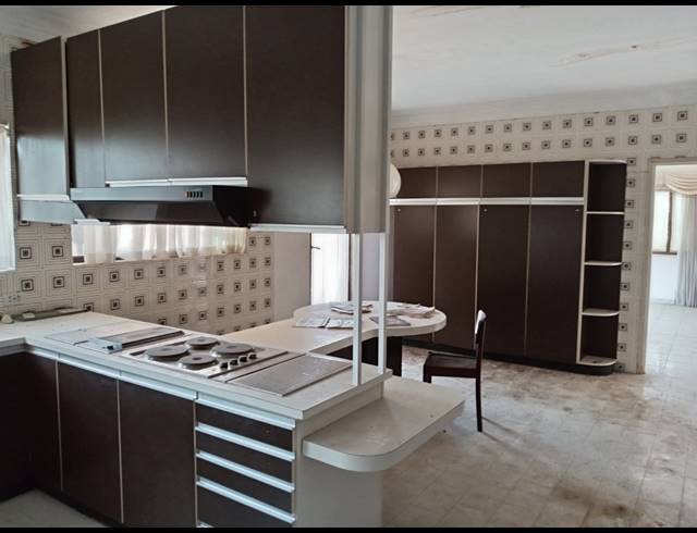 12 BEDROOM HOUSE FOR SALE IN ISIPINGO HILLS
